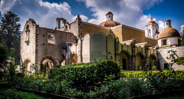 14070348236_c28faa15a4_b